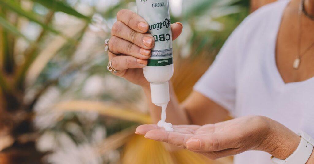 アロベビー ミルクローションの定期購入と単品購入の違いを比較した画像。割引や継続の条件が整理されている。