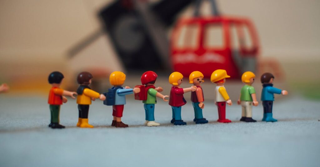 すぐにおもちゃに飽きてしまった子どもの姿