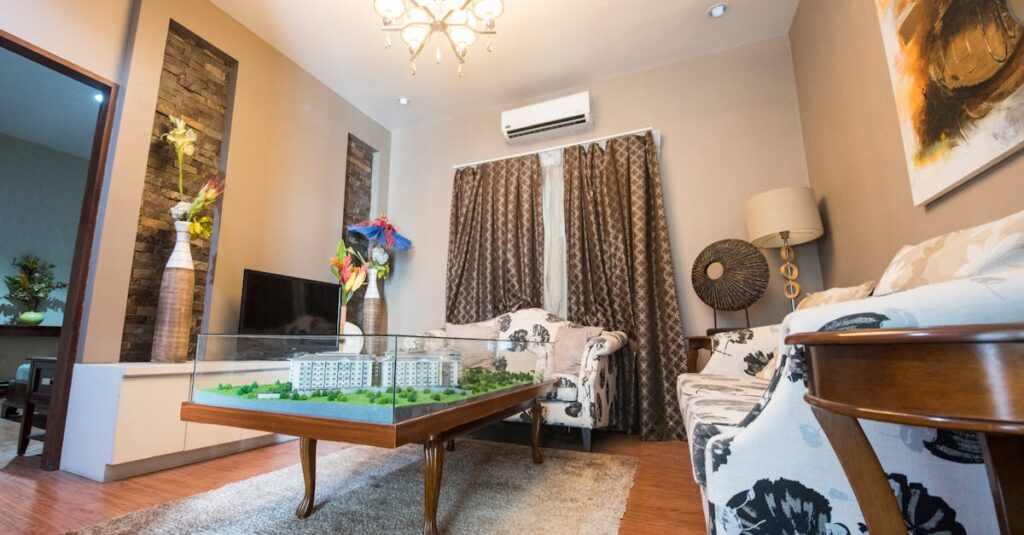 スカパーに向いている人・向いていない人を分けて解説するイメージ図。