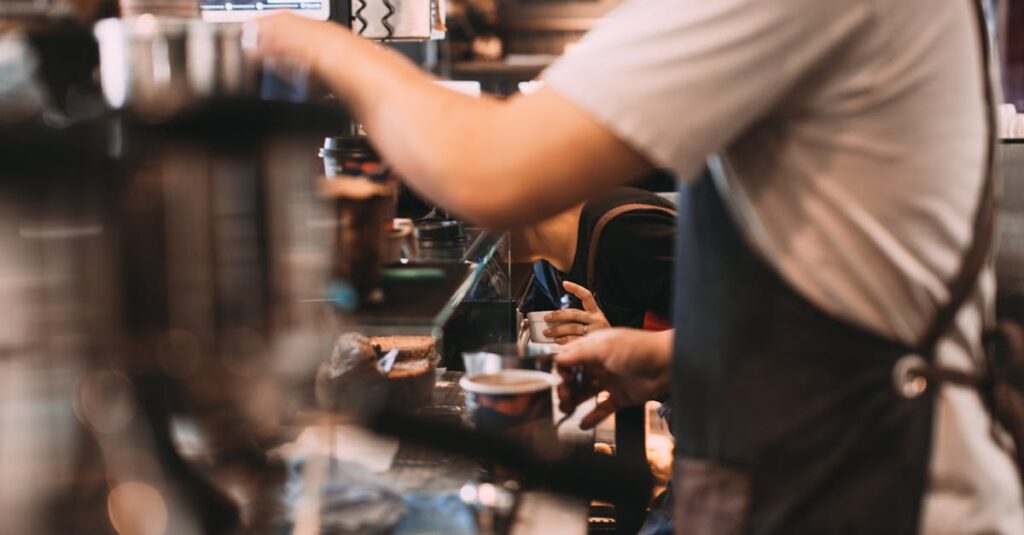 珈琲きゃろっとの創業者・内倉大輔氏は世界でも認められるコーヒー鑑定士であり、業界内での信頼が厚い存在です。