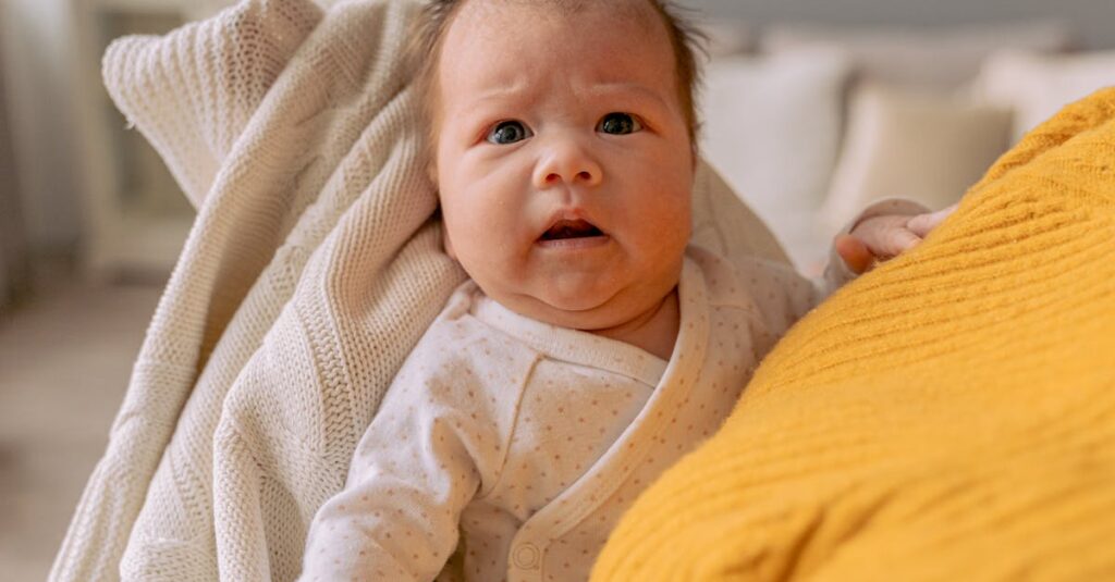 アロベビー ミルクローションがアレルギーに配慮している成分構成の説明図。肌トラブルが起きにくい安心処方を強調。