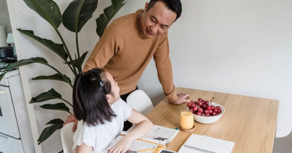 保護者が家庭教師サービスの体験を語っている様子