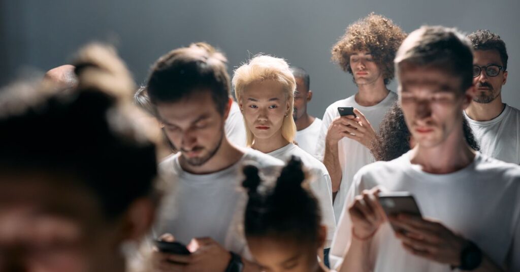 ABEMAプレミアムに向いている人と向いていない人を比較する図解