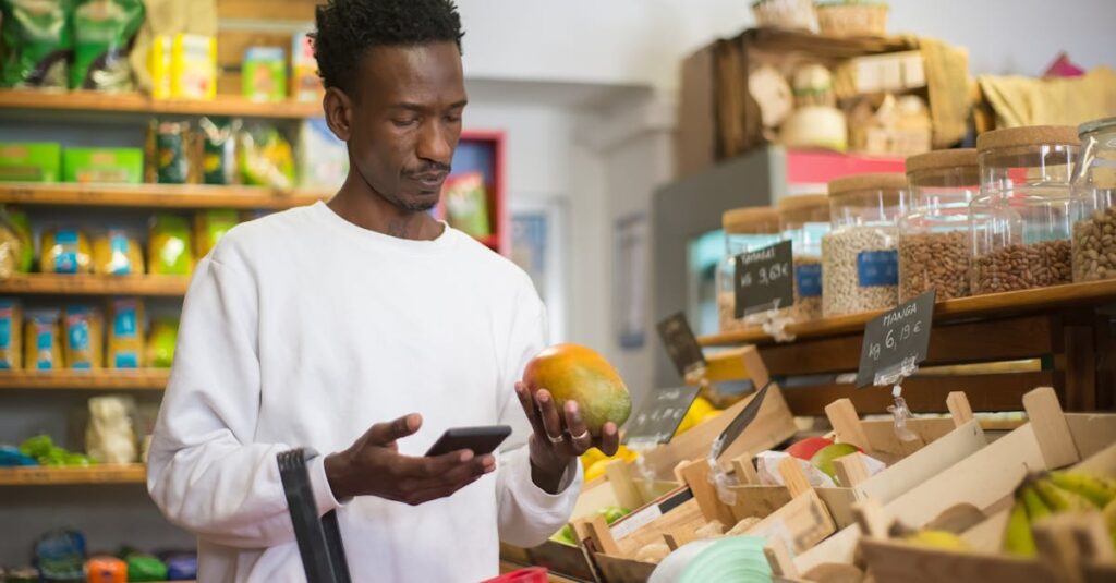 通常価格とおためし価格を比較している様子