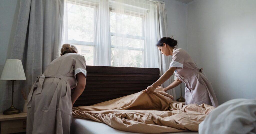 家事代行サービスの料金表。時間ごとの料金やオプション費用がわかりやすく表示されている。