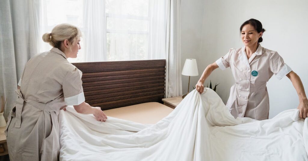 家事代行で対応可能な作業一覧。清掃、洗濯、整理整頓などの項目がイラストで表現されている。