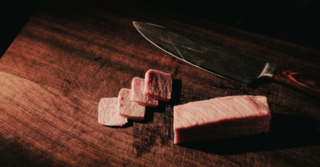 蓮こんのしゃぶしゃぶセットをイメージした、高級肉と上品な梱包の画像。
